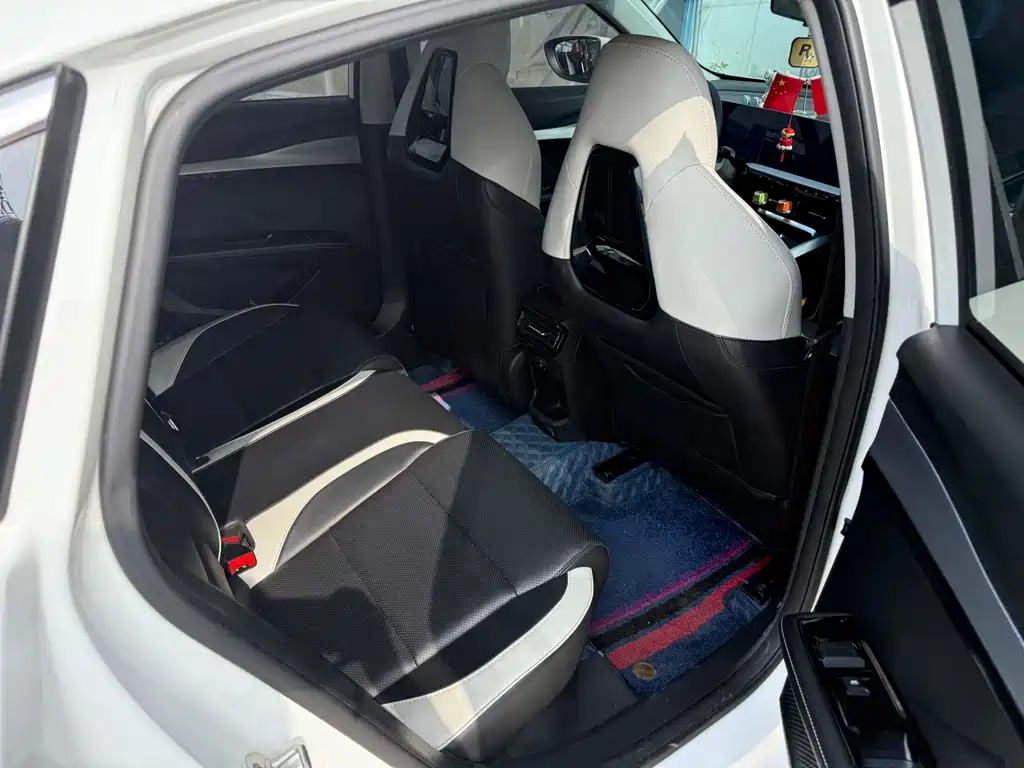 MG MG5 Scorpio — миниатюра 3