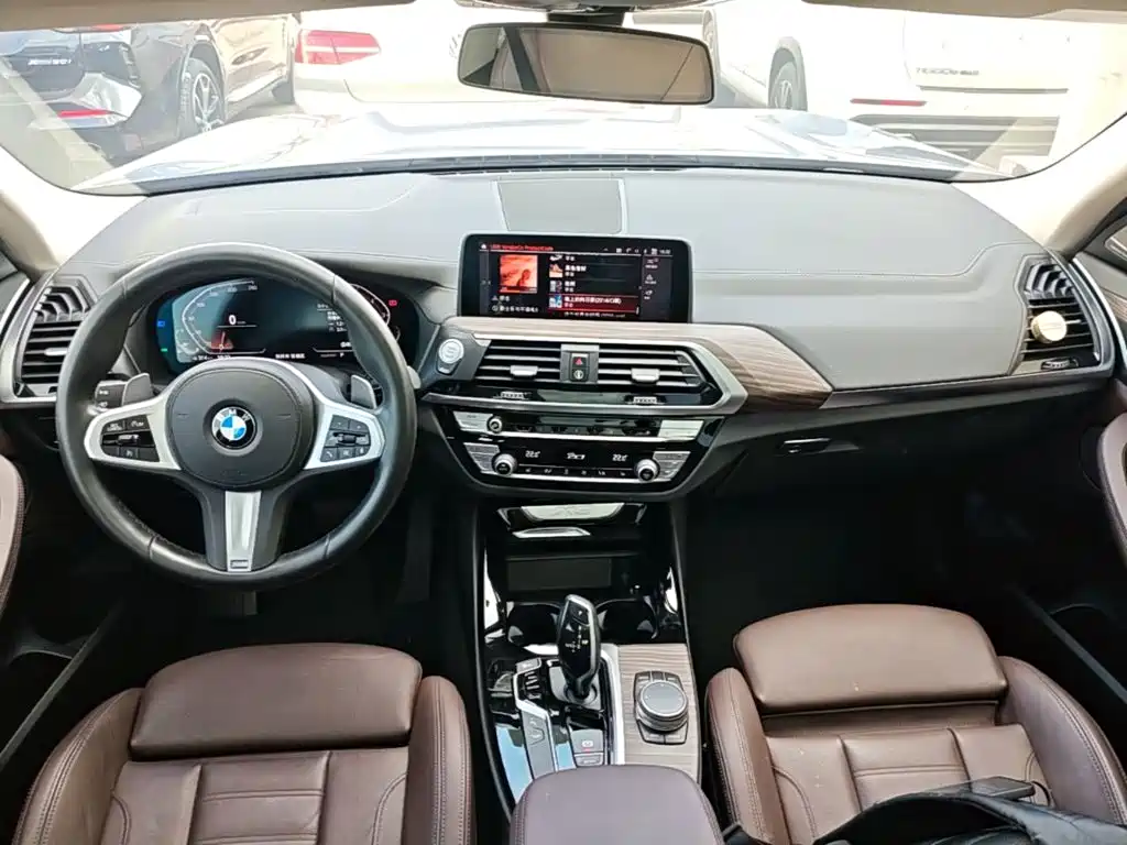 BMW X3 — миниатюра 10