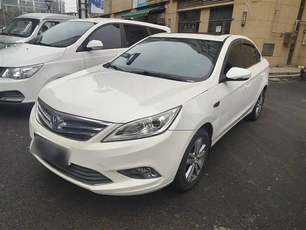 Changan Eado 2015