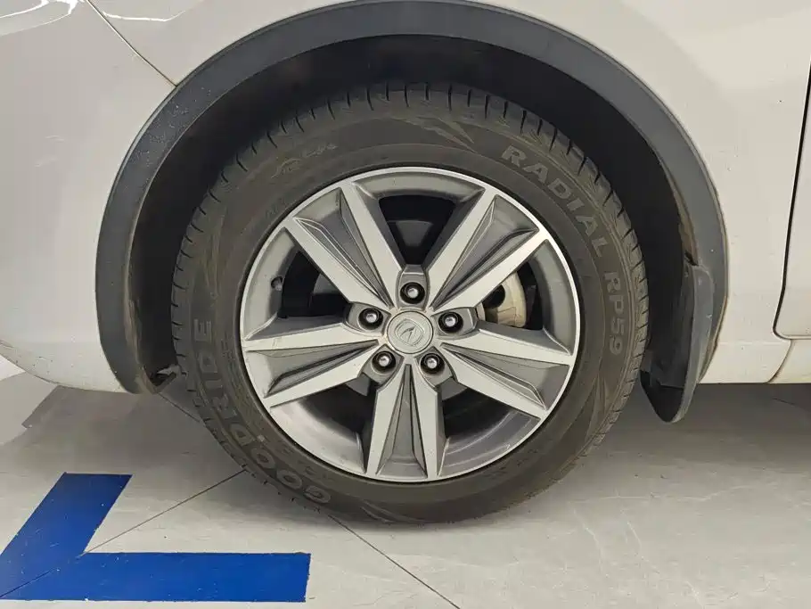 Changan Eado XT — миниатюра 6