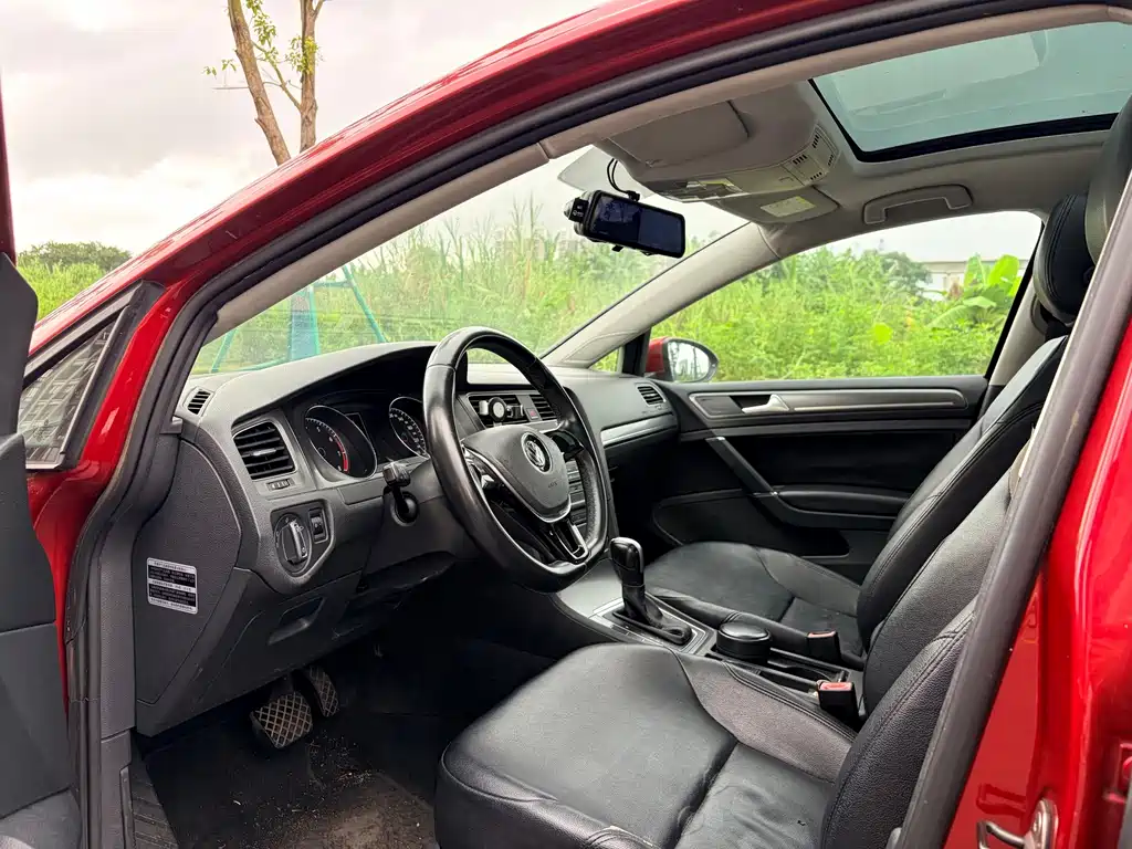 Volkswagen Golf — миниатюра 10