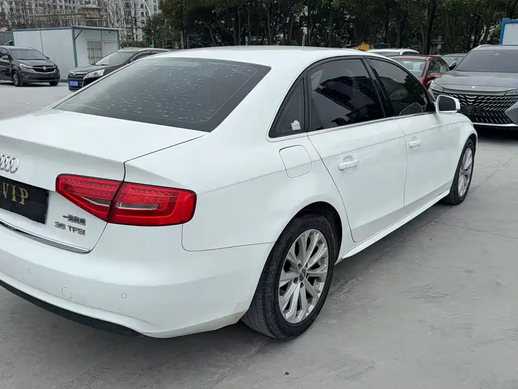 Audi A4L — миниатюра 8