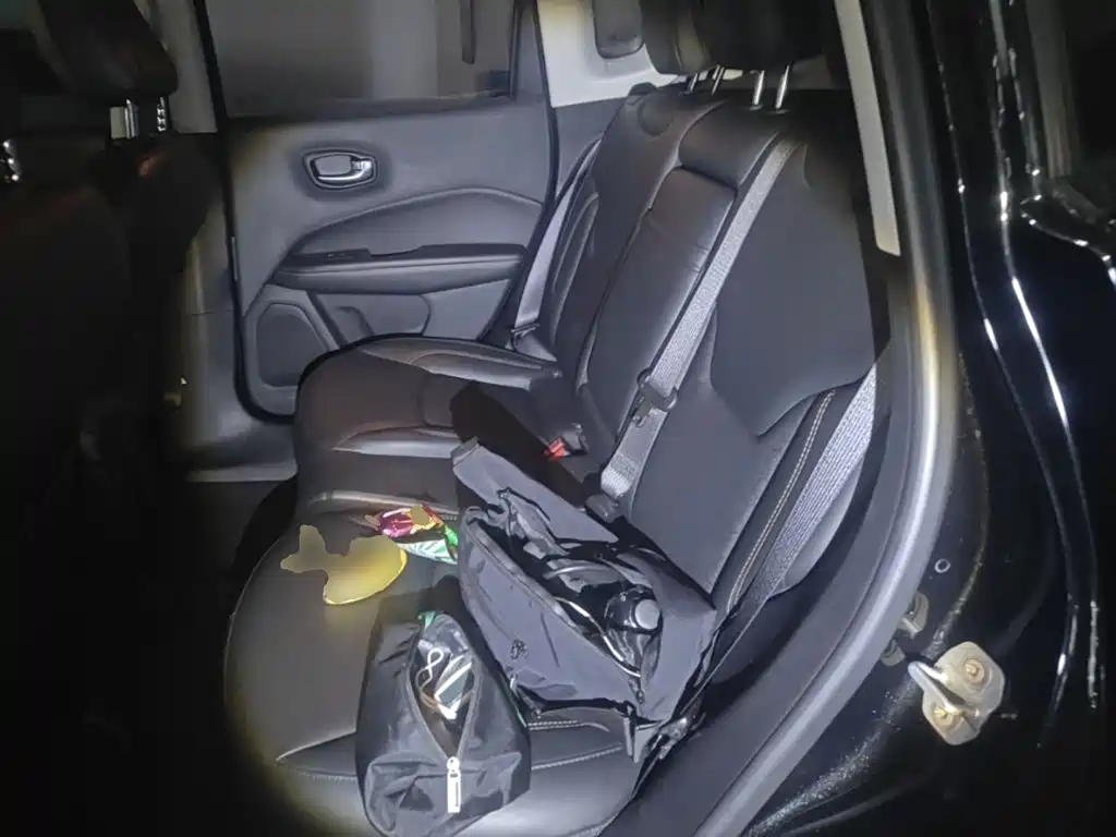 Jeep Compass — миниатюра 17