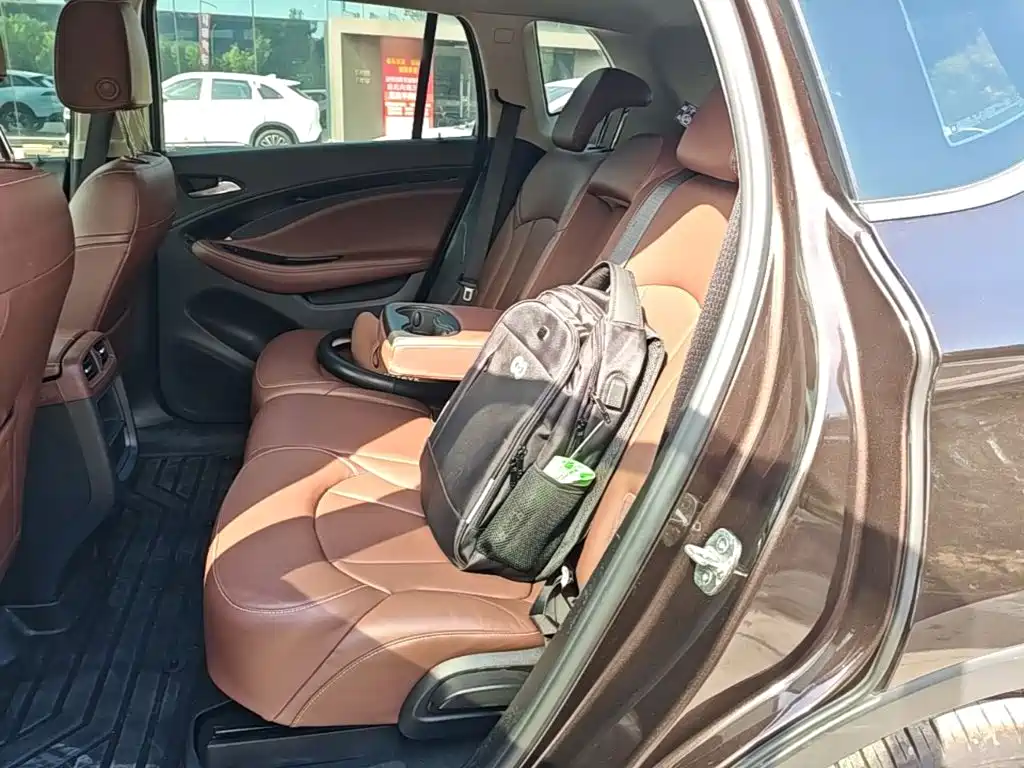Buick Envision Plus — миниатюра 17
