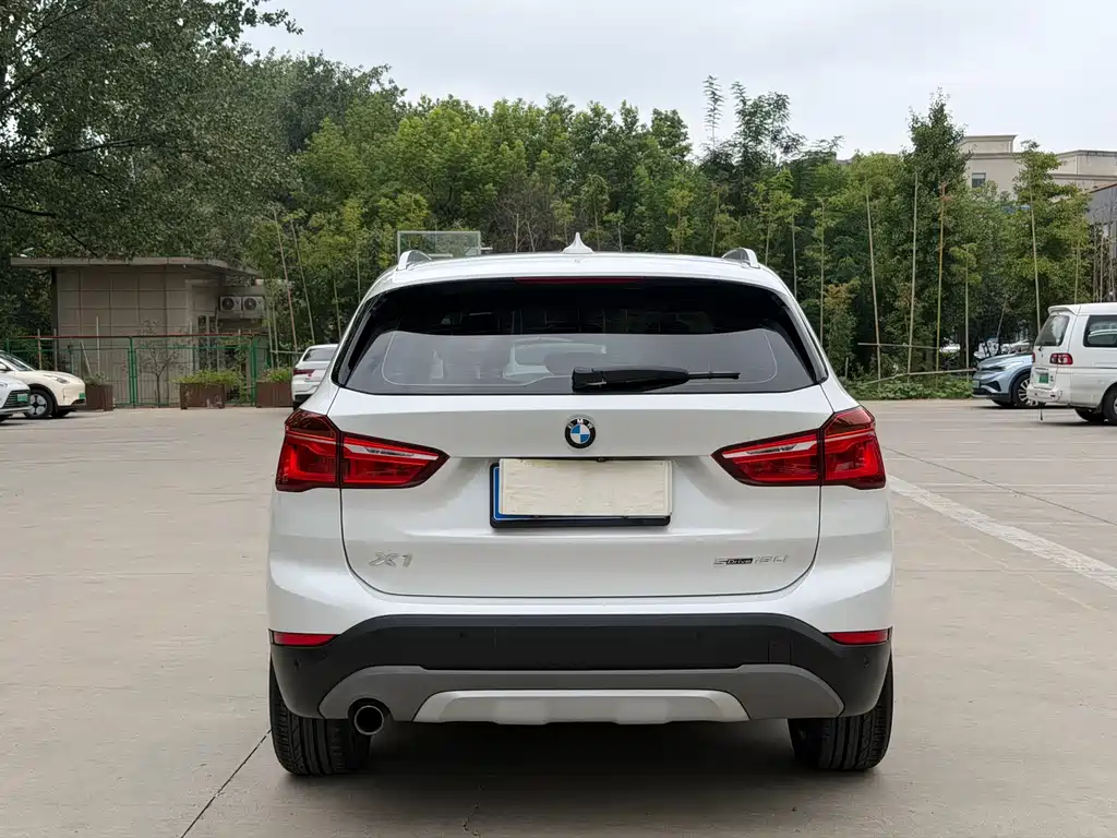 BMW X1 — миниатюра 8