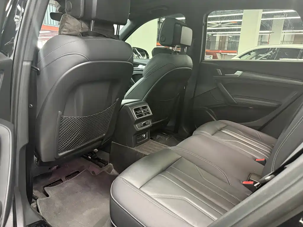 Audi Q5L — миниатюра 12