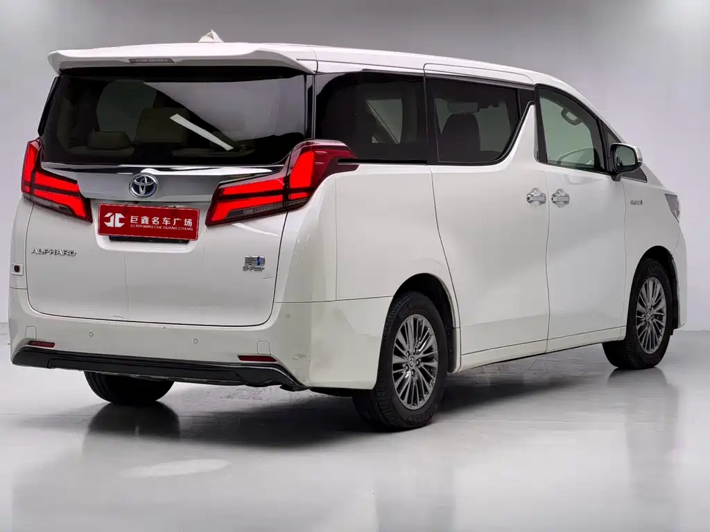 Toyota Alphard 2021 — фото 6