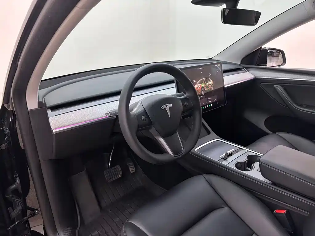 Tesla Model Y 2023 — фото 23