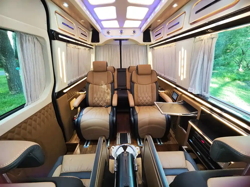 Mercedes-Benz Sprinter — миниатюра 13