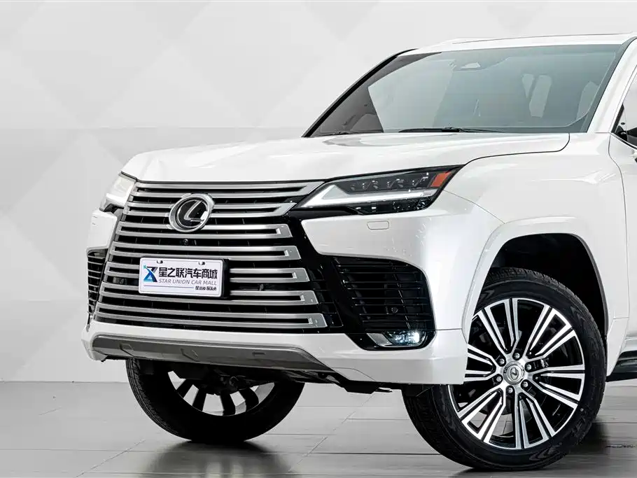 Lexus LX — миниатюра 3