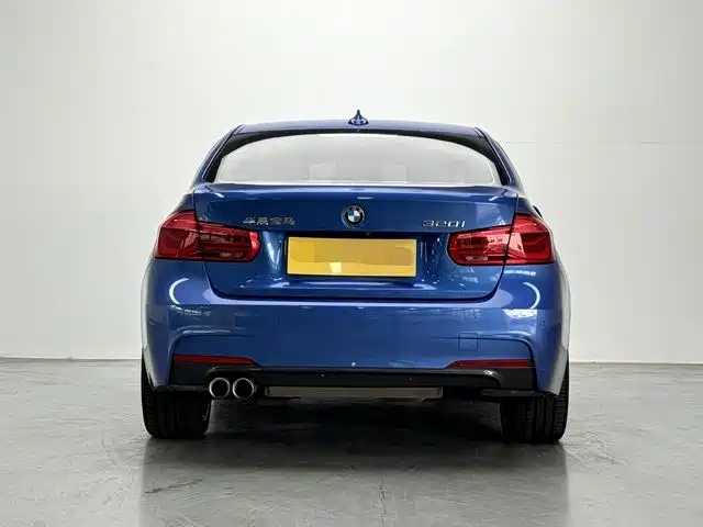 BMW 3 Series — миниатюра 8