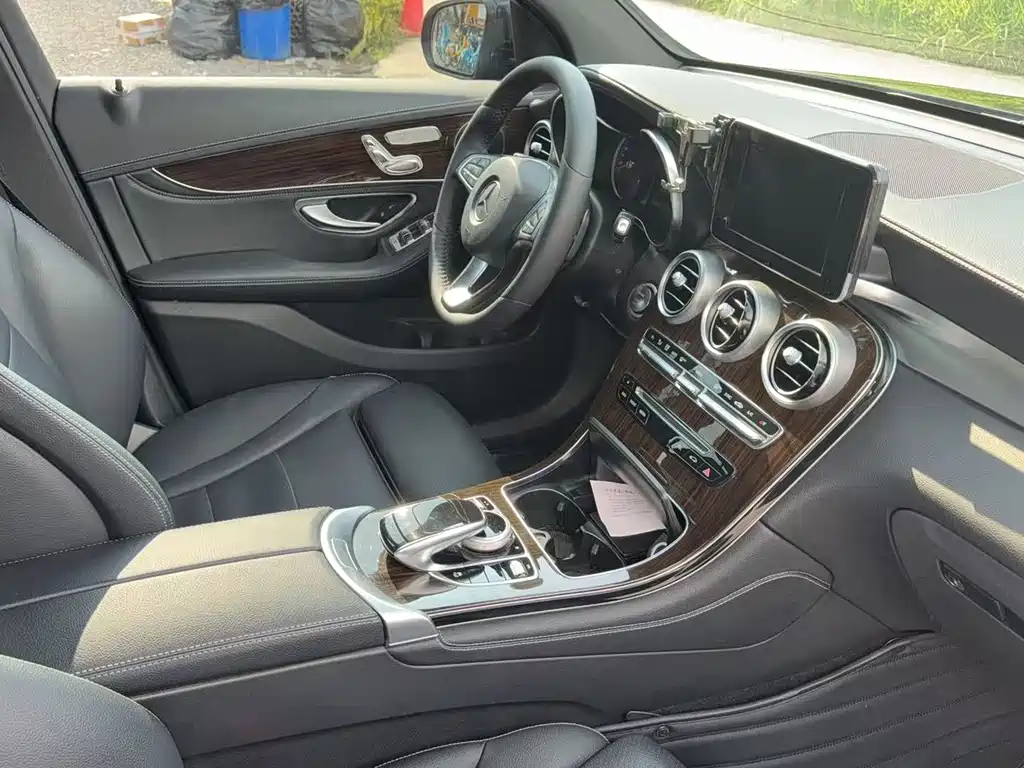 Mercedes-Benz GLC — миниатюра 5