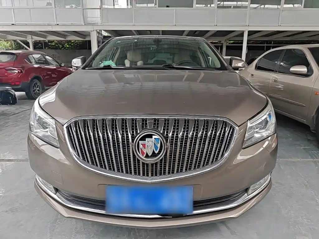 Buick LaCrosse — миниатюра 3