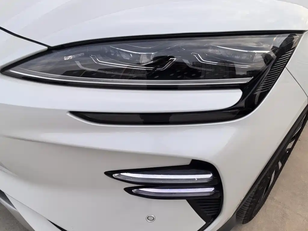 BYD PLUS New Energy — миниатюра 5
