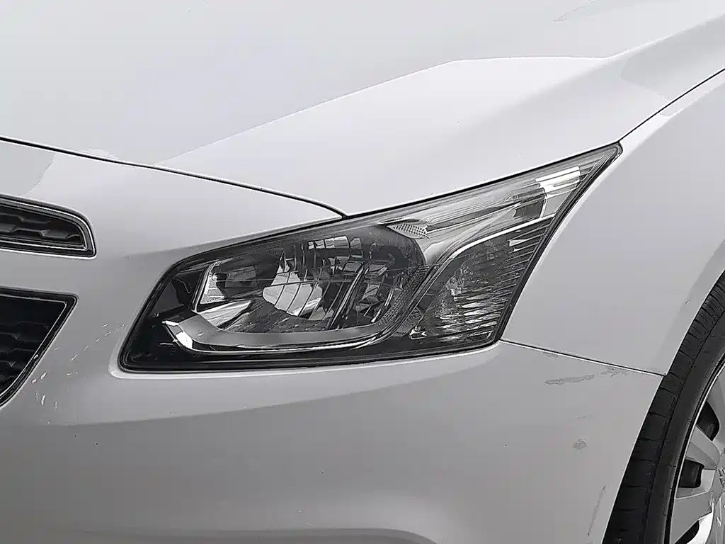 Chevrolet Cruze — миниатюра 7