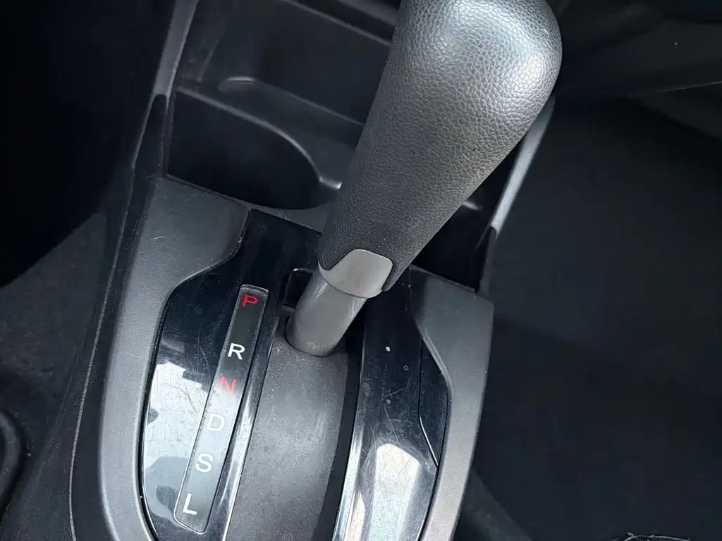 Honda Fit — миниатюра 21