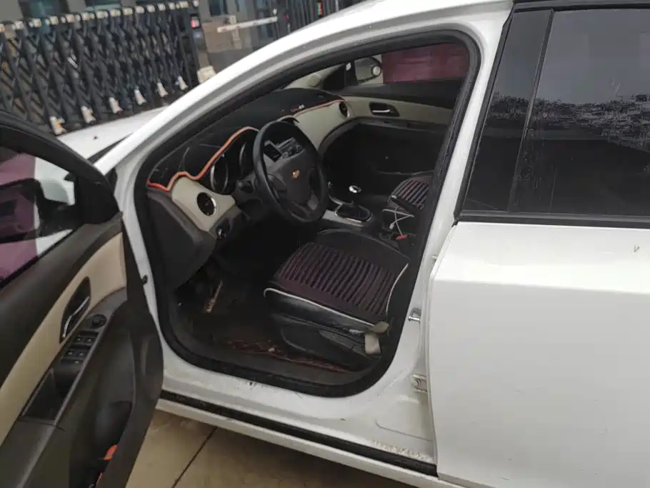 Chevrolet Cruze — миниатюра 9