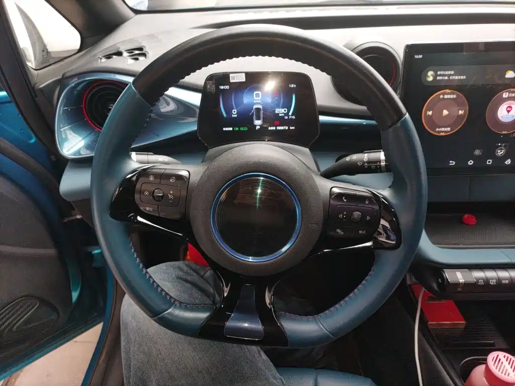 BYD Dolphin — миниатюра 4