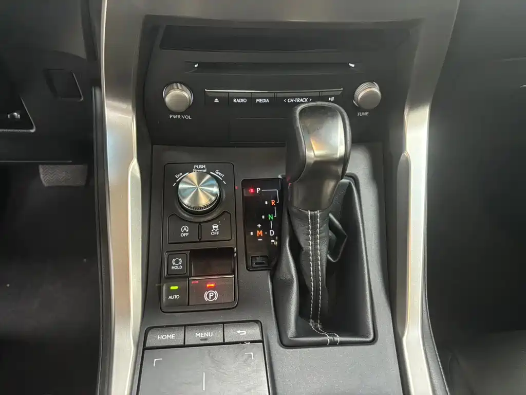 Lexus NX — миниатюра 14