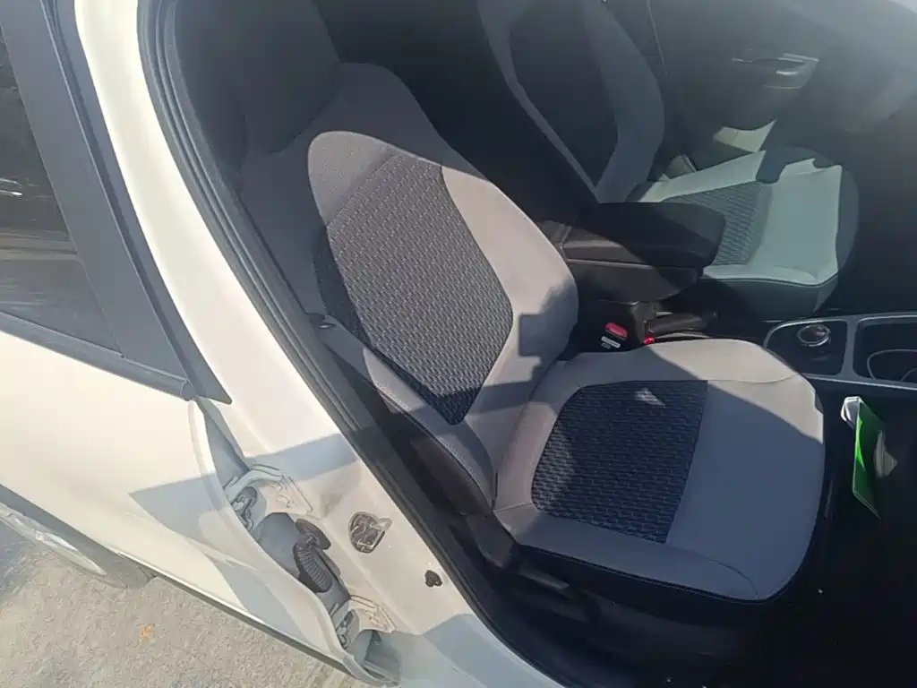 Venucia e30 — миниатюра 25