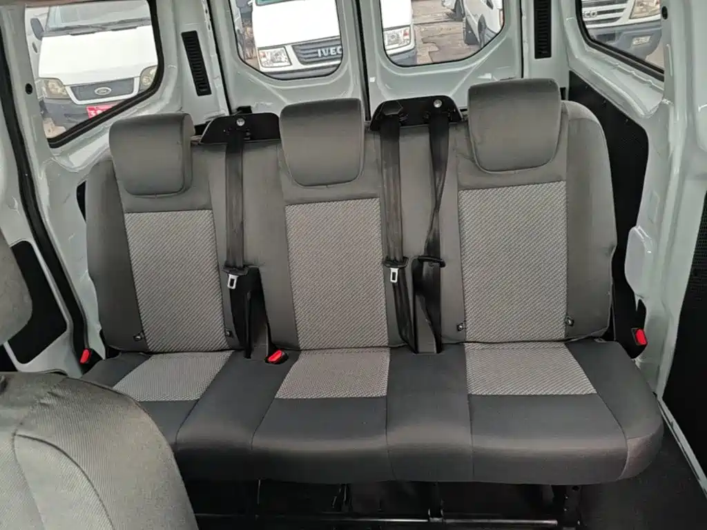 Ford Transit — миниатюра 17