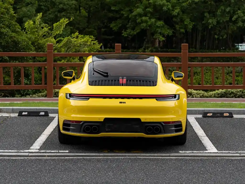 Porsche 911 2020 Carrera 3.0T