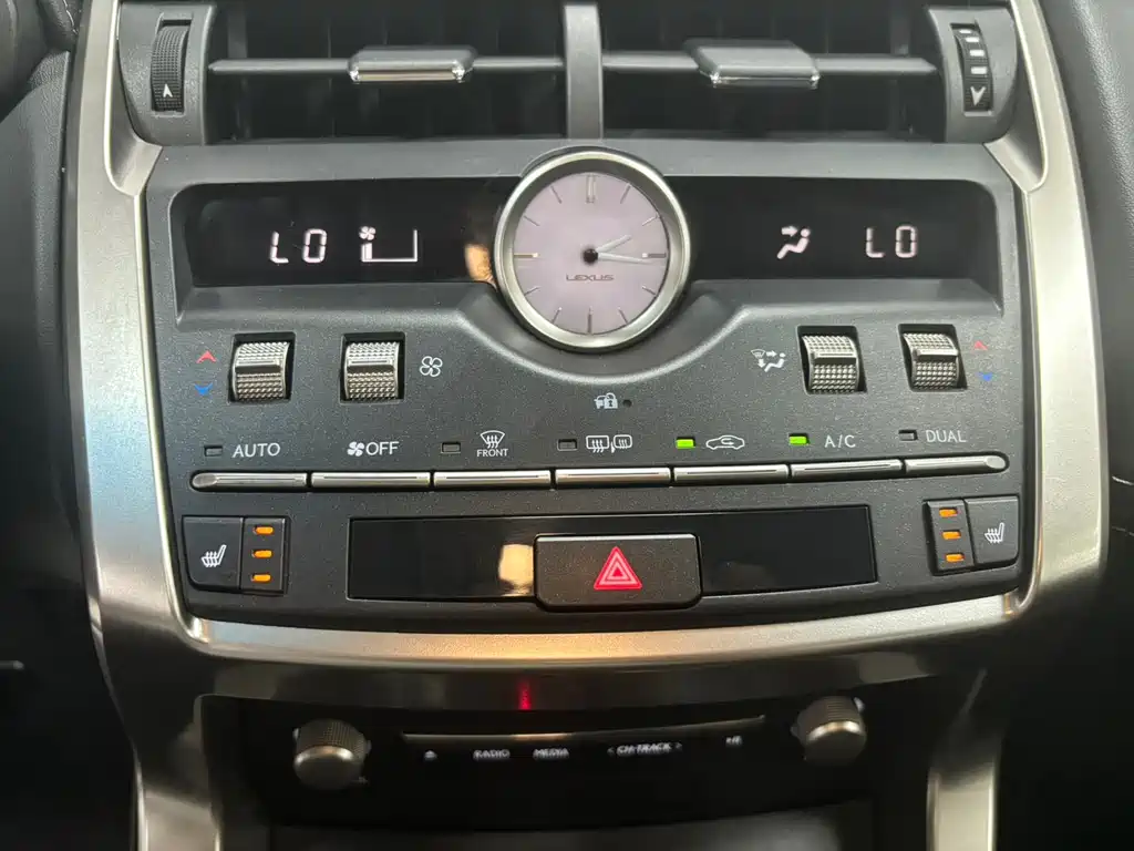 Lexus NX — миниатюра 13