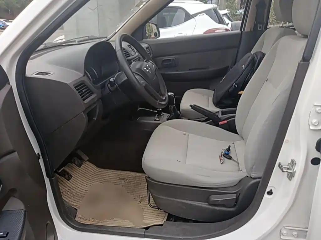Wuling Hongguang — миниатюра 15