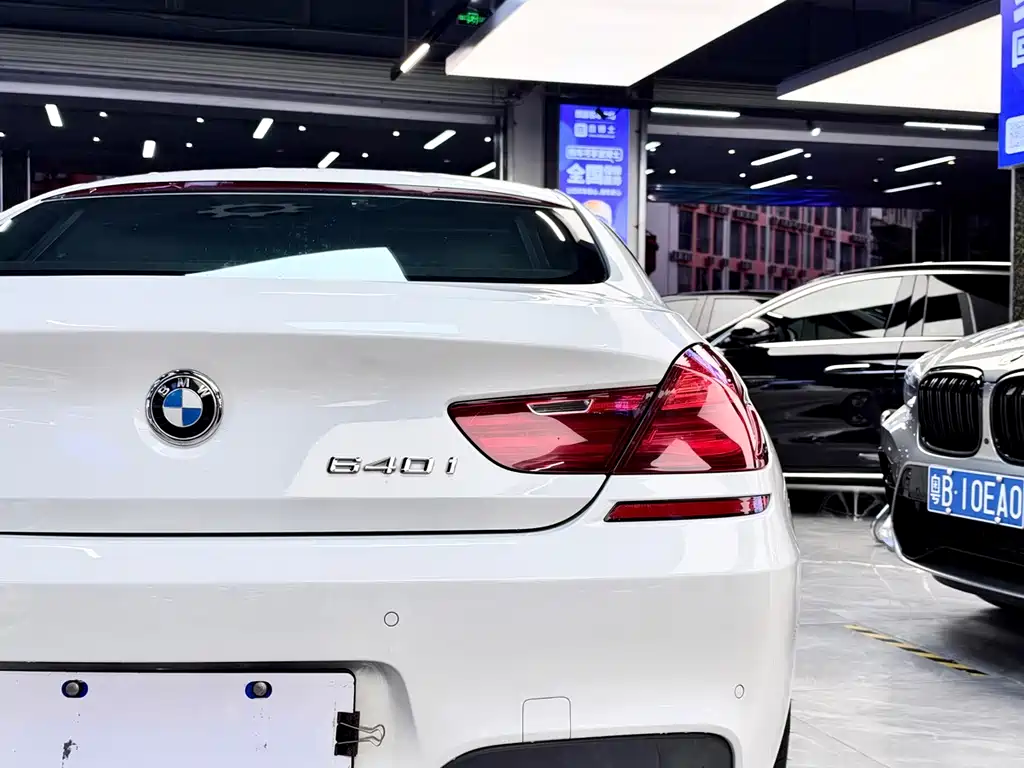 BMW 6 Series — миниатюра 8