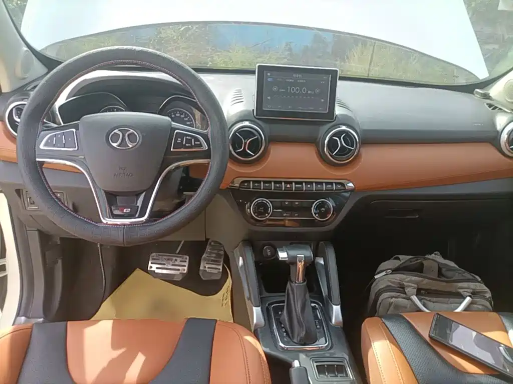 BAIC Senova X35 — миниатюра 10
