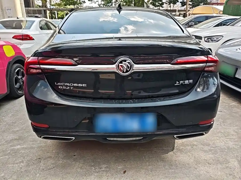 Buick LaCrosse — миниатюра 6