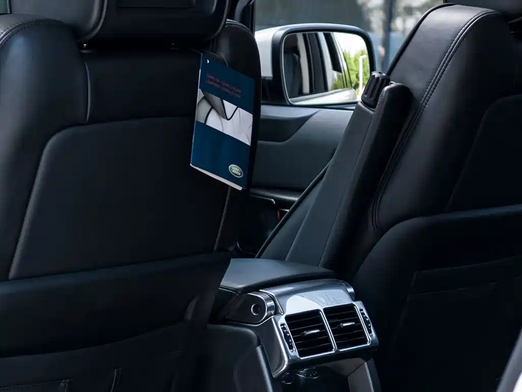Land Rover Range Rover — миниатюра 17
