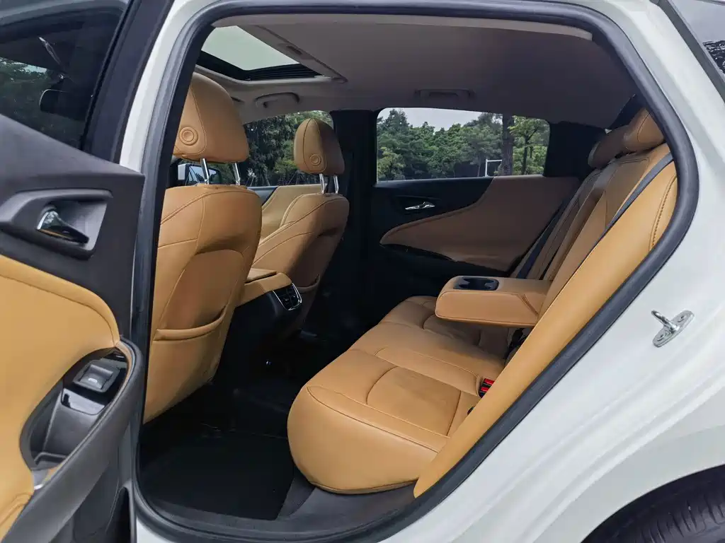 Chevrolet Malibu XL — миниатюра 13