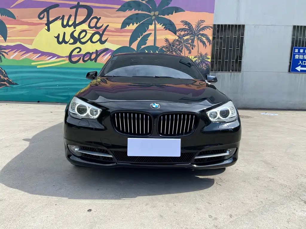 BMW 5 Series GT 5 GT 2011 535i Elegant