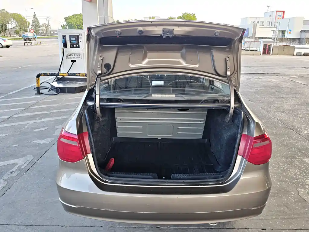 Volkswagen Jetta — миниатюра 9