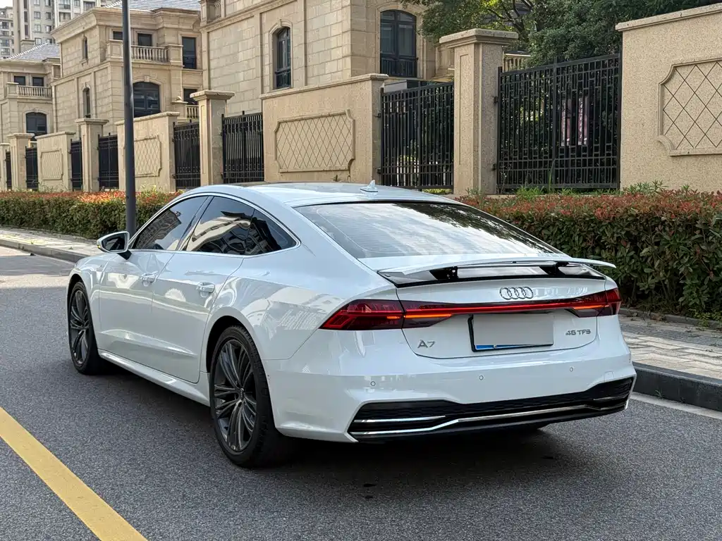 Audi A7 2023 45 TFSI
