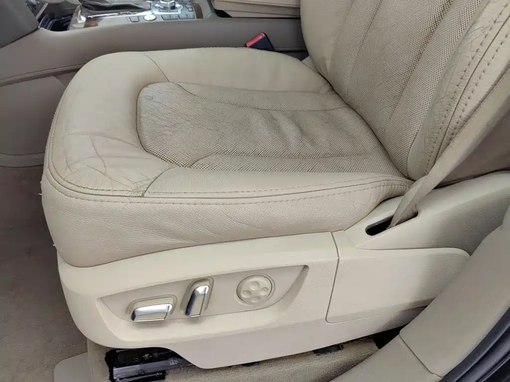 Audi Q7 — миниатюра 20