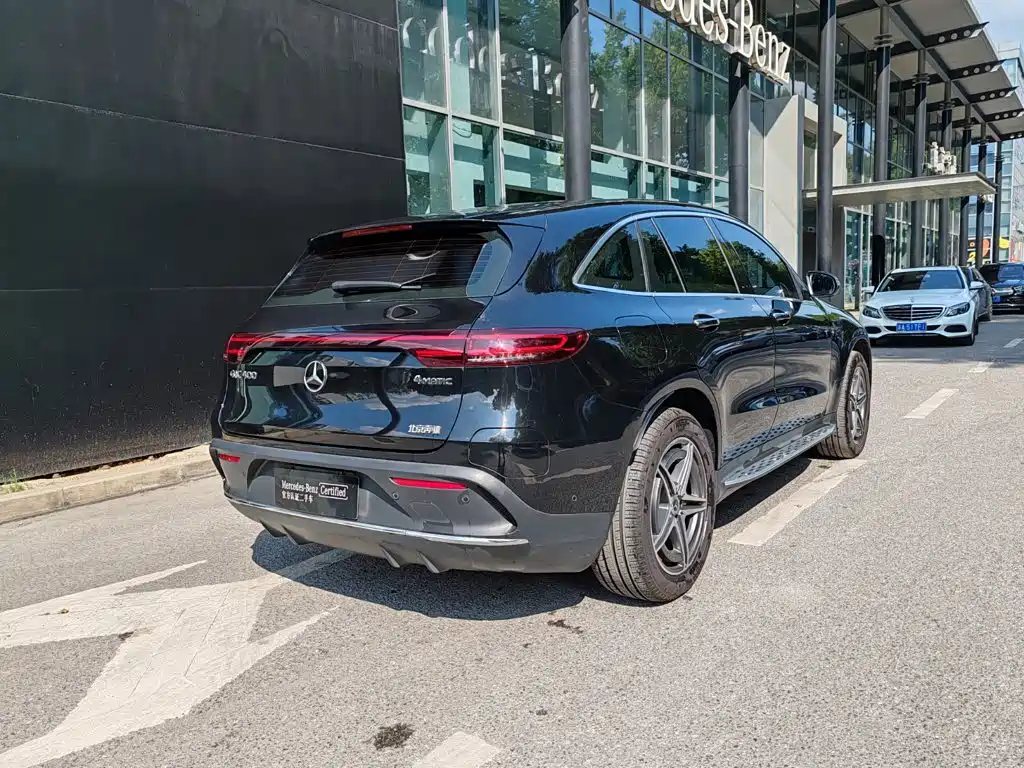 Mercedes-Benz EQC — миниатюра 4