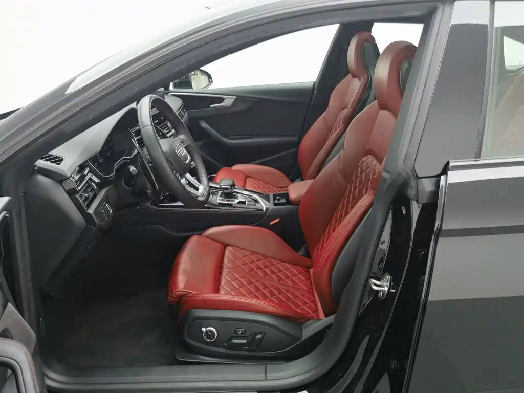 Audi S5 — миниатюра 10