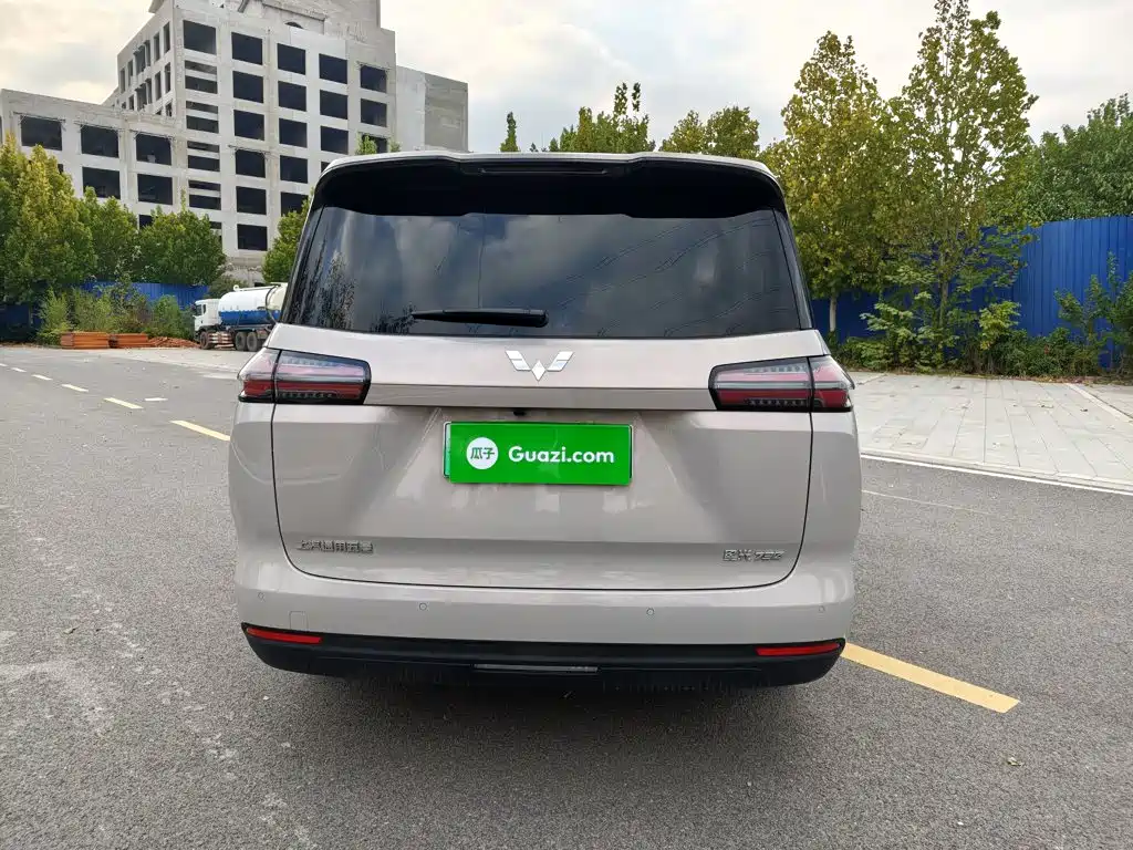 Wuling Xingguang 730 New Energy — миниатюра 6