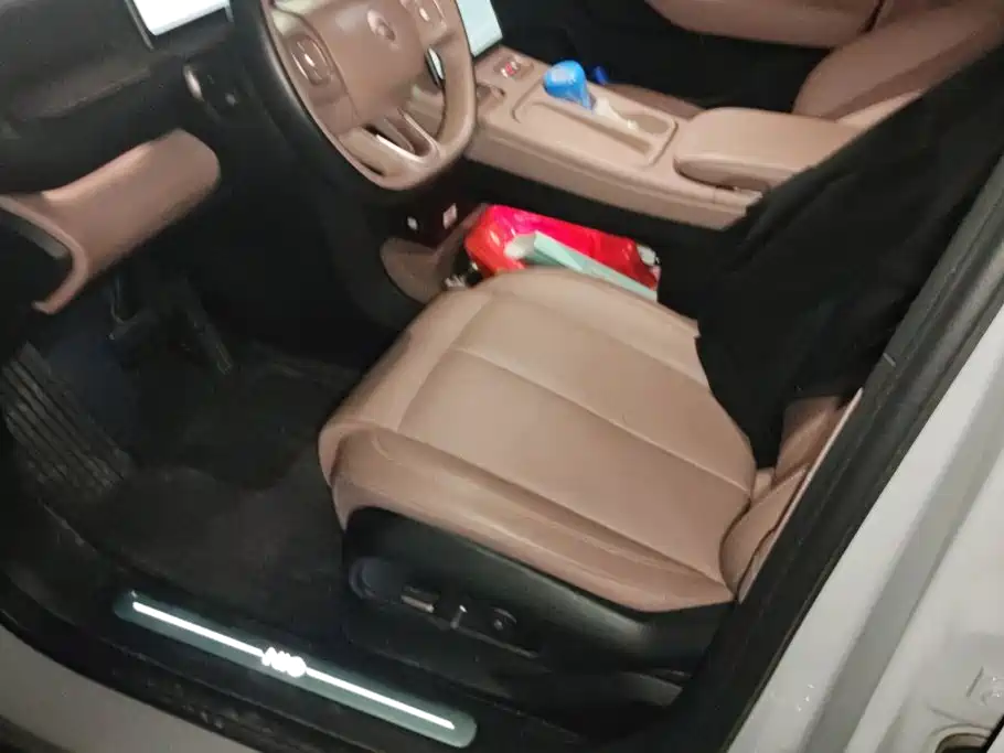 NIO EC6 — миниатюра 9