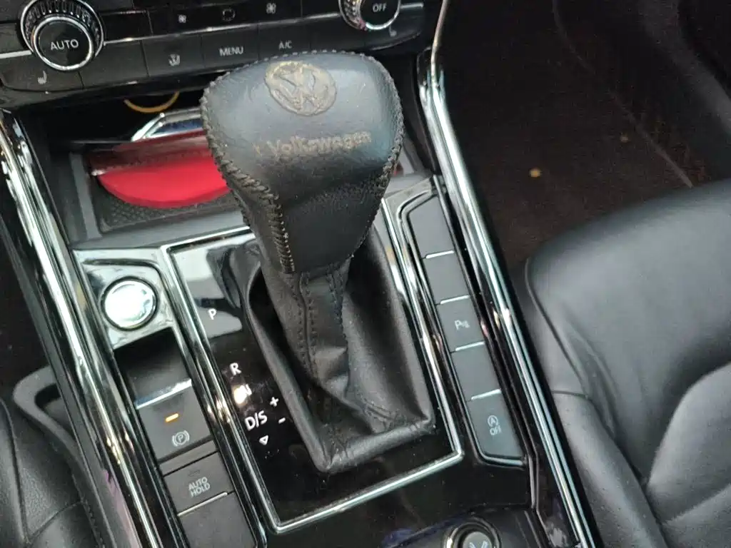 Volkswagen Phideon — миниатюра 10