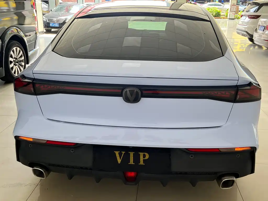 Changan UNI-V — миниатюра 8