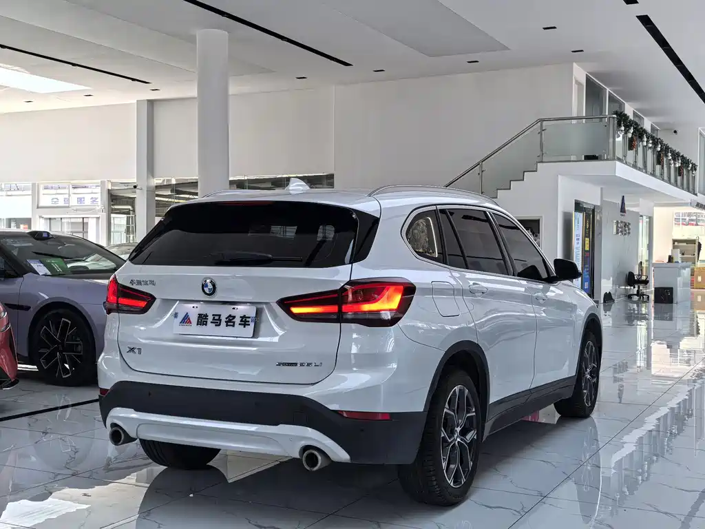 BMW X1 — миниатюра 15