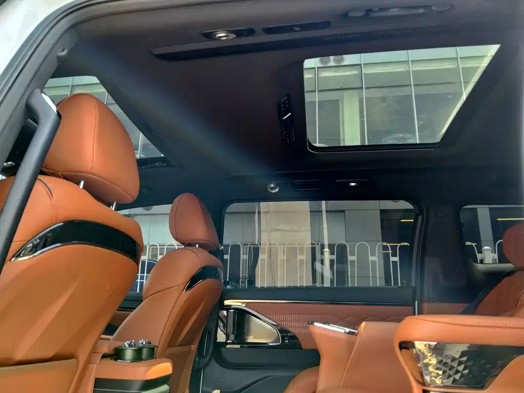 GAC Motor Trumpchi Xiangwang M8 — миниатюра 4