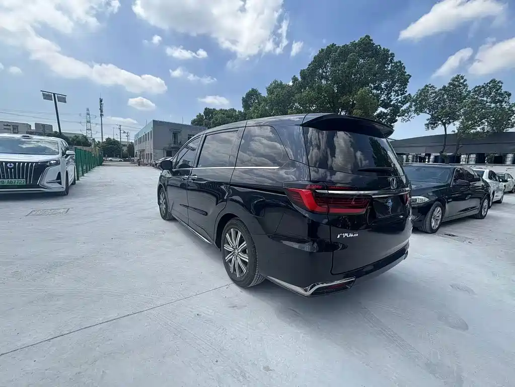 Honda Odyssey — миниатюра 8