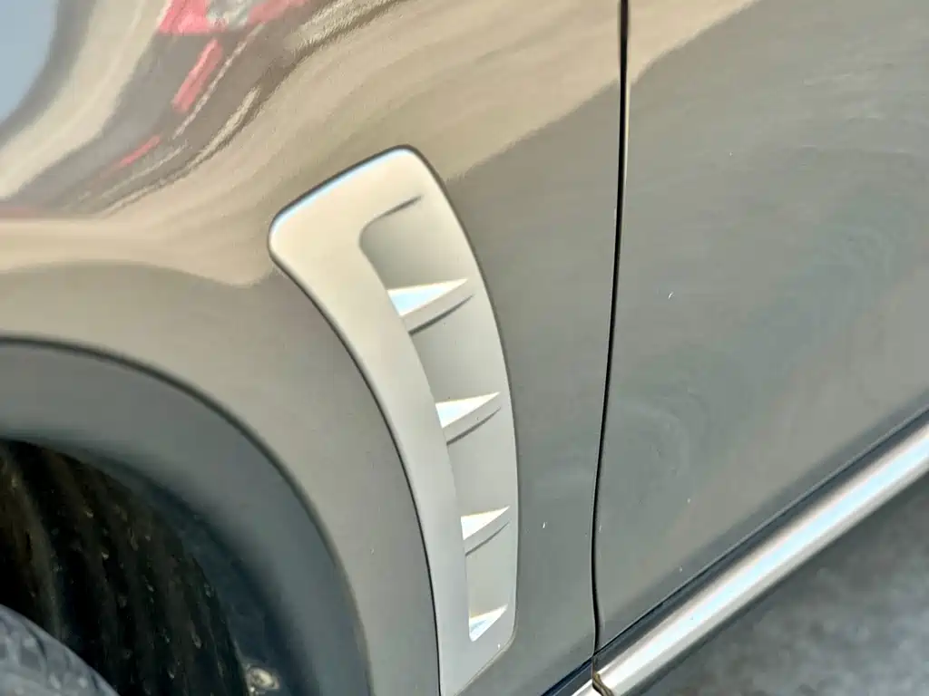 Infiniti FX — миниатюра 20