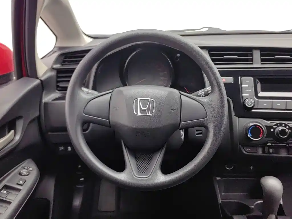 Honda Fit — миниатюра 11