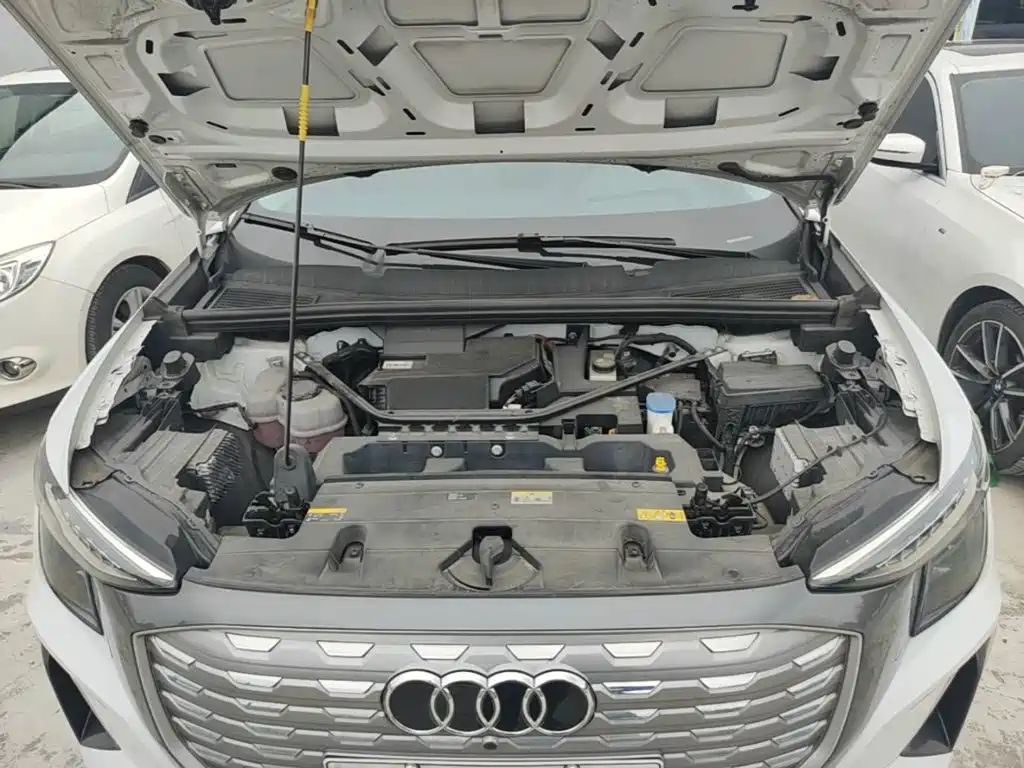 Audi Q5 e-tron — миниатюра 20