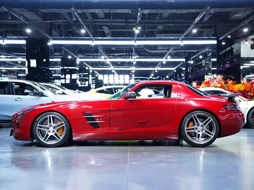 Mercedes-Benz SLS AMG — миниатюра 5